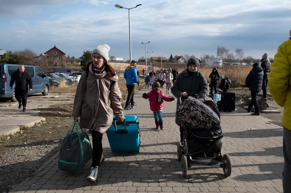 UN: Više od 10 miliona izbeglih i raseljenih u Ukrajini
