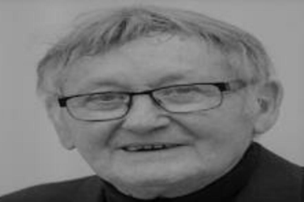 UMRLA LEGENDA, SVET U ŠOKU!