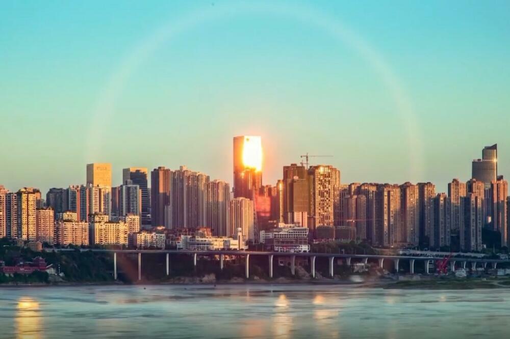 ČUNGĆING: Grad pun nauke i života! Susret duha života i tehnologije (VIDEO)