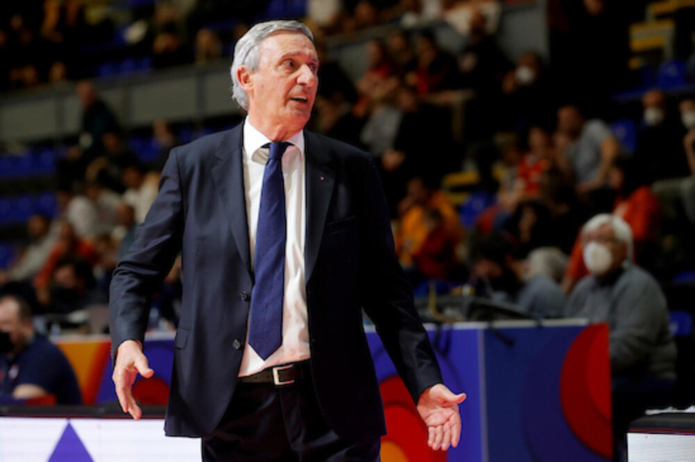 SAMO JEDNO ŽELIM OD IGRAČA: Pešić rekao šta mu je bitno da vidi na utakmici protiv Letonije!