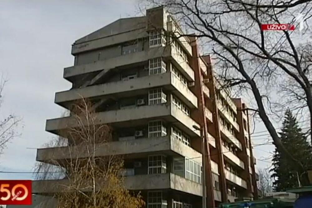 ZATVORENA GINEKOLOGIJA U ARANĐELOVCU NAKON PRIČE O TRI ZARAŽENE BEBE: Porodilje sa decom puštene kući