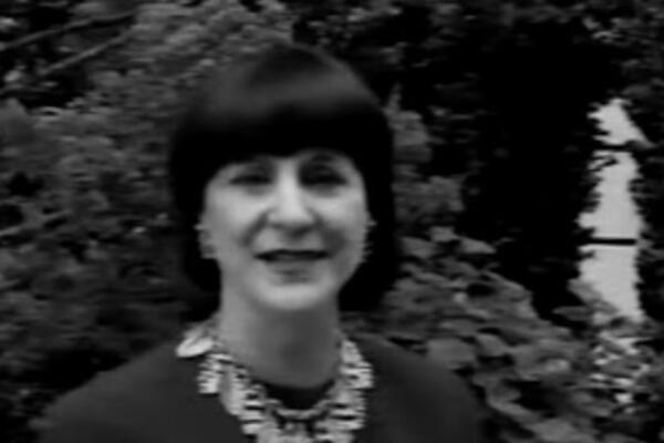 UPRAVO JAVLJENE STRAVIČNE VESTI: Umrla POZNATA VODITELJKA, TUGA! (FOTO)