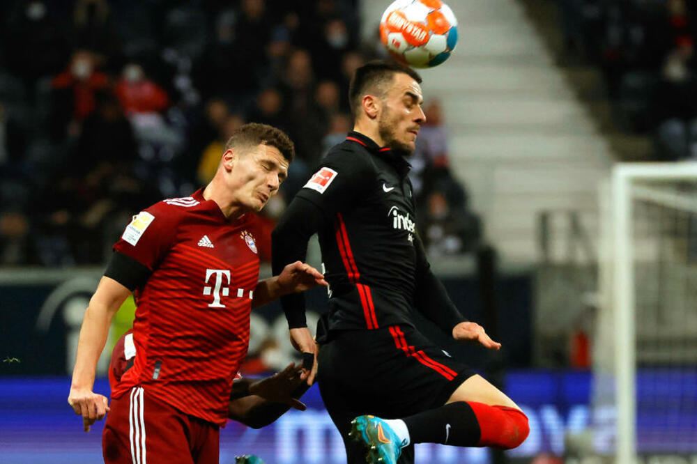 KIKSEVI FAVORITA U NEMAČKOM PRVENSTVU! Kostićev Ajntraht ubedljiv na gostovanju u Berlinu! (FOTO)