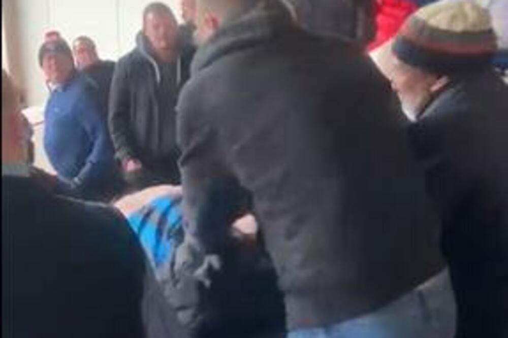 UBLI BOGA U NJEMU! IZAZIVAO SUDBINU? PETORICA NA JEDNOG! DOBRO JE IZVUKAO ŽIVU GLAVU! (VIDEO)