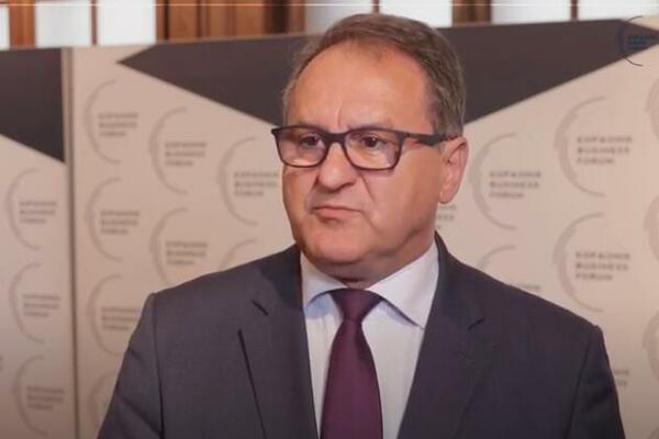 "SADA SE EKONOMISTI PLAŠE STAGFLACIJE U EVROPI": Vlahović na biznis forumu na Kopaoniku