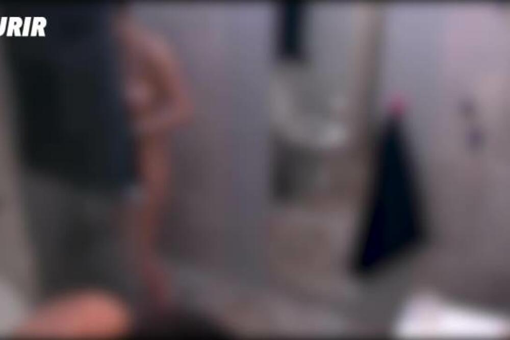 KO U FILMU ZA ODRASLE! Aleksa i Dejana ZABORAVILI NA KAMERE, pa se ODVALILI za sve pare u tuš kabini! (VIDEO 18+)