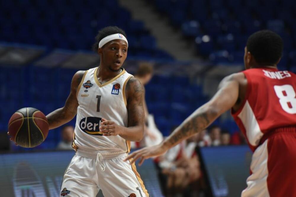 Studenti zakucali Mornar za dno!