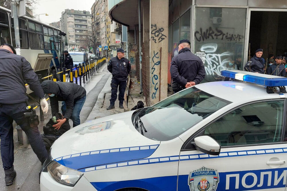 PRIPADNICI MUP-A PRONAŠLI 84 ILEGALNA MIGRANTA: Akcija sprovedena na teritoriji 4 beogradske opštine (FOTO)