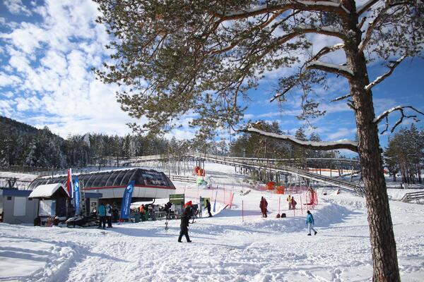 NORDIJCI STIŽU NA ZLATIBOR: Planina prepuna iskusnih skijaša! (FOTO)