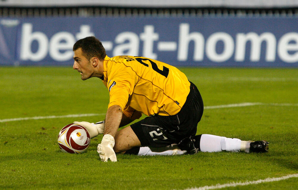 Mladen Božović, Fudbal, Golman