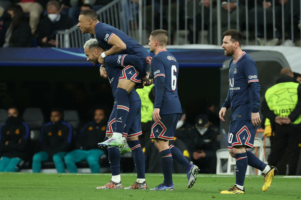 SVE ĆE DATI DA ON OSTANE U KLUBU: Vlasnici PSŽ-a imaju samo jedan cilj za naredni prelazni rok!