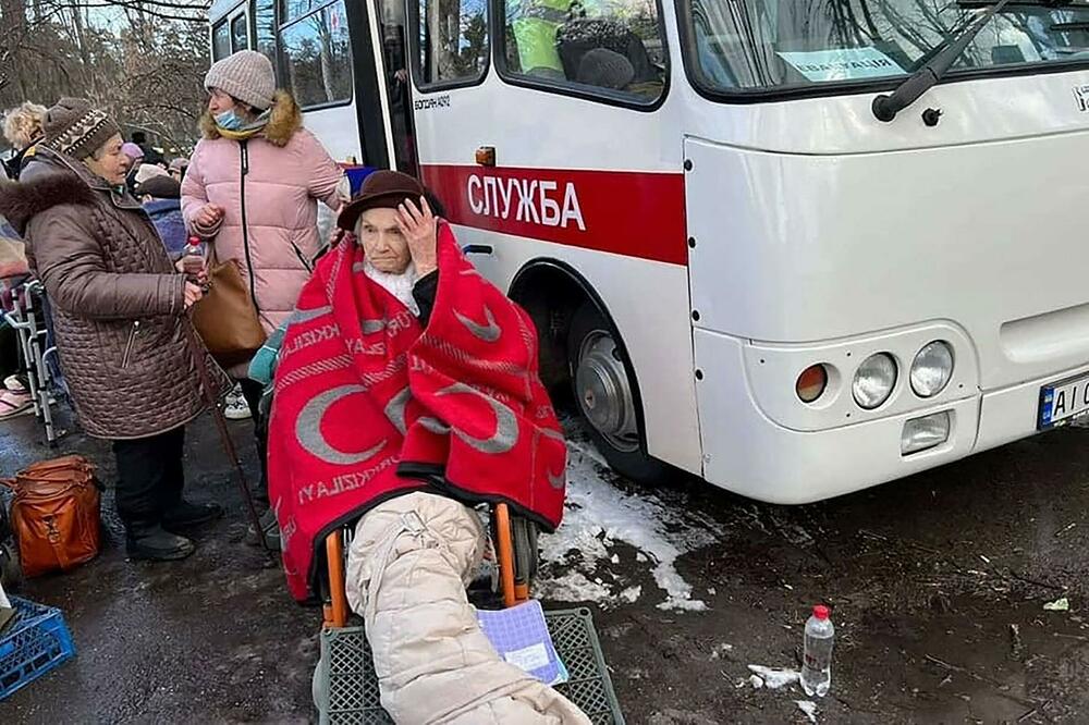 Ukrajinske vlasti otkrile koliko je ljudi evakuisano iz Mariupolja!