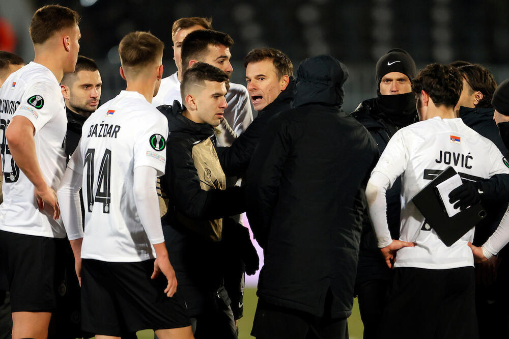 DA LI SE TITULA REŠAVA U SURDULICI? Partizan u nikad većoj krizi ide na noge zahuktalom Radniku!