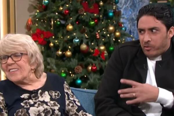 UDALA SE ZA MOMKA KOJI MOŽE DA JOJ BUDE UNUK: ''On hoće MENE, ne moje pare'' ! (FOTO)