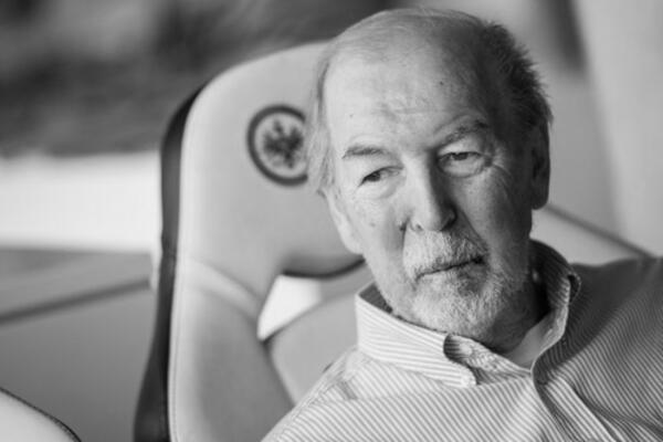 TUGA, UPRAVO JAVLJENO: Preminuo velikan!