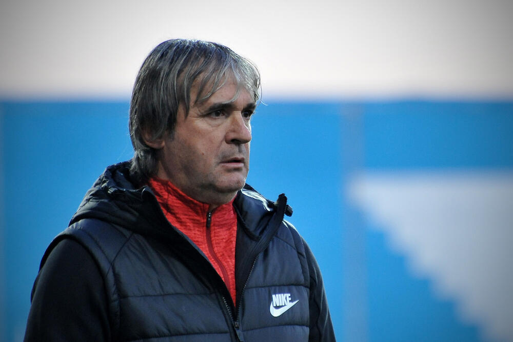 Nebojša Vučićević Uške, Nebojša Vučićević