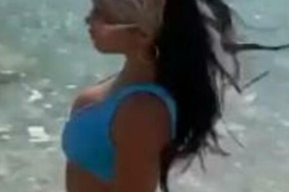 FILIP ĐORĐEVIĆ ZABIJA I U PRIVATNOM ŽIVOTU: Njegova SUPRUGA SVE OBNAŽENIJA, IZBACILA IH KAO DA JE POSLEDNJE (FOTO)