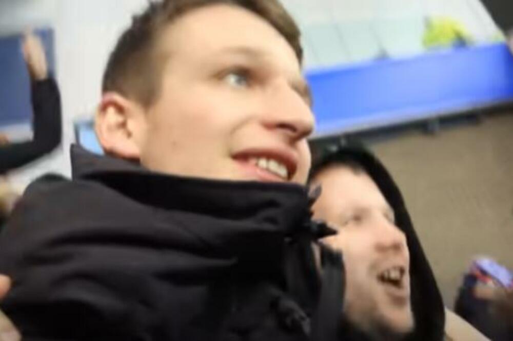 PONOVO JE BIO UZ ZVEZDU! Mladi Englez nije propustio priliku da bodri šampiona Srbije blizu njegove kuće! (VIDEO)