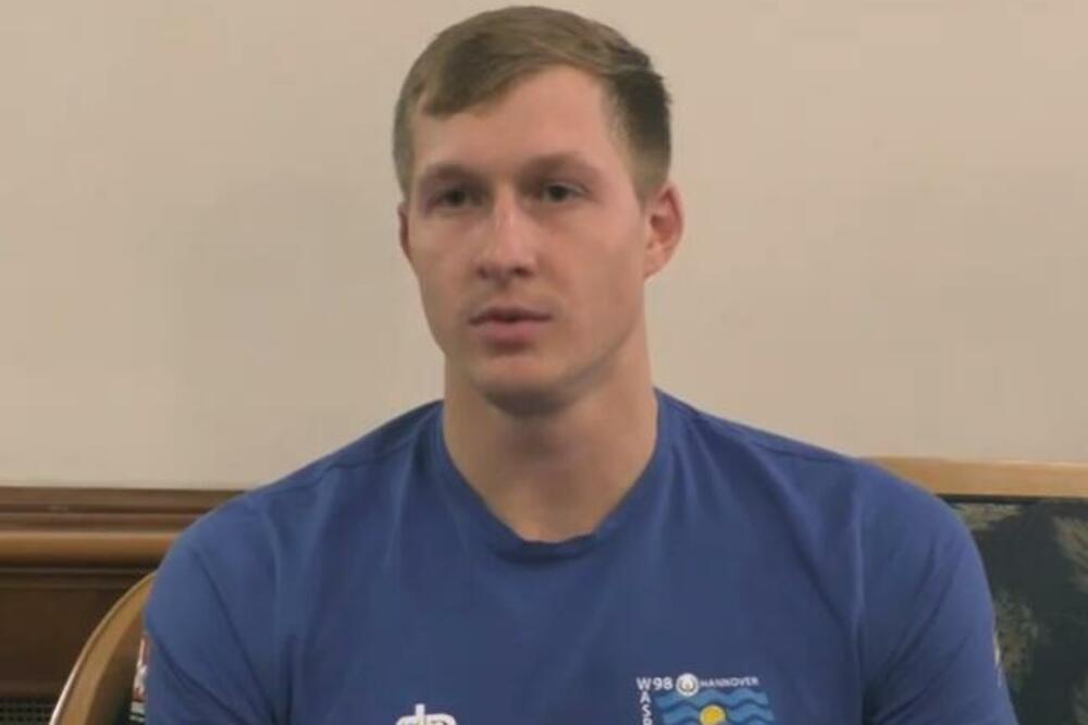 RUS IZVUKAO 9 ČLANOVA PORODICE, ALI NE I OCA I BRATA: "Stanje je UŽASNO! Čekam i nadam se..."