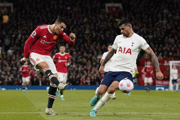 CR7 JE NAJBOLJI STRELAC U ISTORIJI FUDBALA: Kristijano Ronaldo - nenadmašni golgeter!