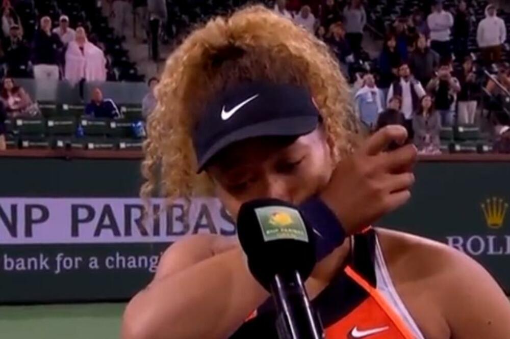 SKANDAL! Osaka htela da prekine meč zbog UVREDE sa tribina, pa meč završila gušeći se u suzama! (VIDEO)