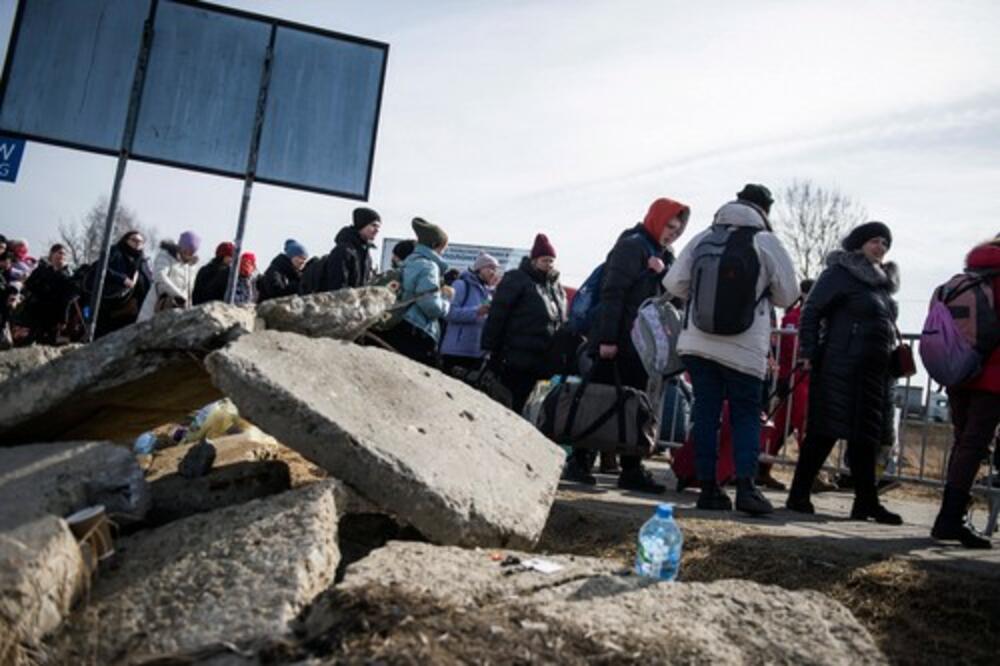 PORAŽAVAJUĆI PODACI UNHCR! Evo koliko je ljudi izbeglo iz Ukrajine, a koliko je interno raseljeno
