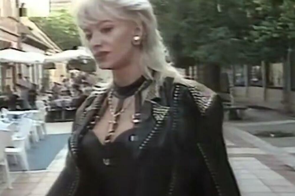 DEVEDESETIH STAHOVALA ZA SVOJ ŽIVOT, MUŽA JOJ JURILE UBICE: Evo kako danas izgleda omiljena ŽESTOKA dama! (FOTO)