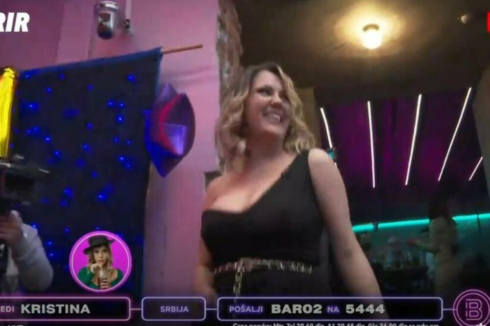 GRUDI U PRVOM PLANU! Kristina dominira na superfinalu Bara!