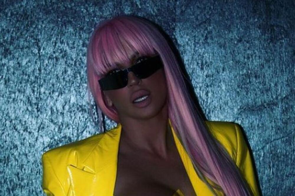 EVO ZAŠTO JE JELENA KARLEUŠA ZABRANJENA NA PINKU: Konačno NAKON TOLIKO GODINA sve otkriveno