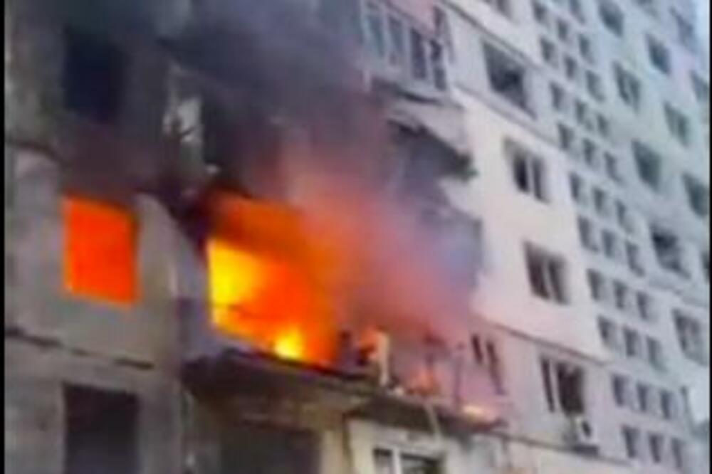 RANO JUTROS RUSI RAKETIRALI KIJEV! Najmanje 2 osobe poginule (VIDEO)