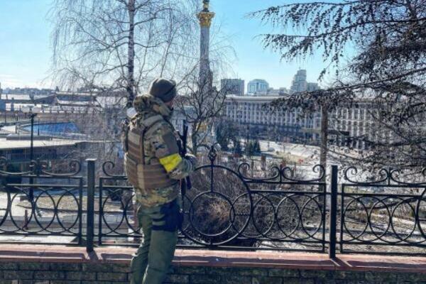 TENISKI VELIKAN SE PRIKLJUČIO RATU U UKRAJINI: Medvedev u Kijevu! (FOTO)