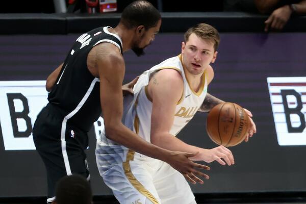 DURENT SE VRATIO I ODMAH POSTAO MVP: Titulu podelio sa Dončićem!