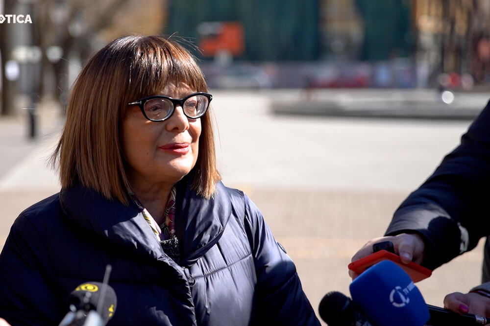 GOJKOVIĆ: Krajem novembra uloženo dodatnih 350 miliona dinara za rekonstrukciju Narodnog pozorišta u Subotici