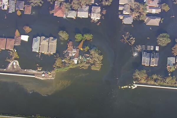 UŽASNE POPLAVE ODNELE ŽIVOTE: Proglašena VANREDNA SITUACIJA, još uvek se traga za ŽRTVAMA