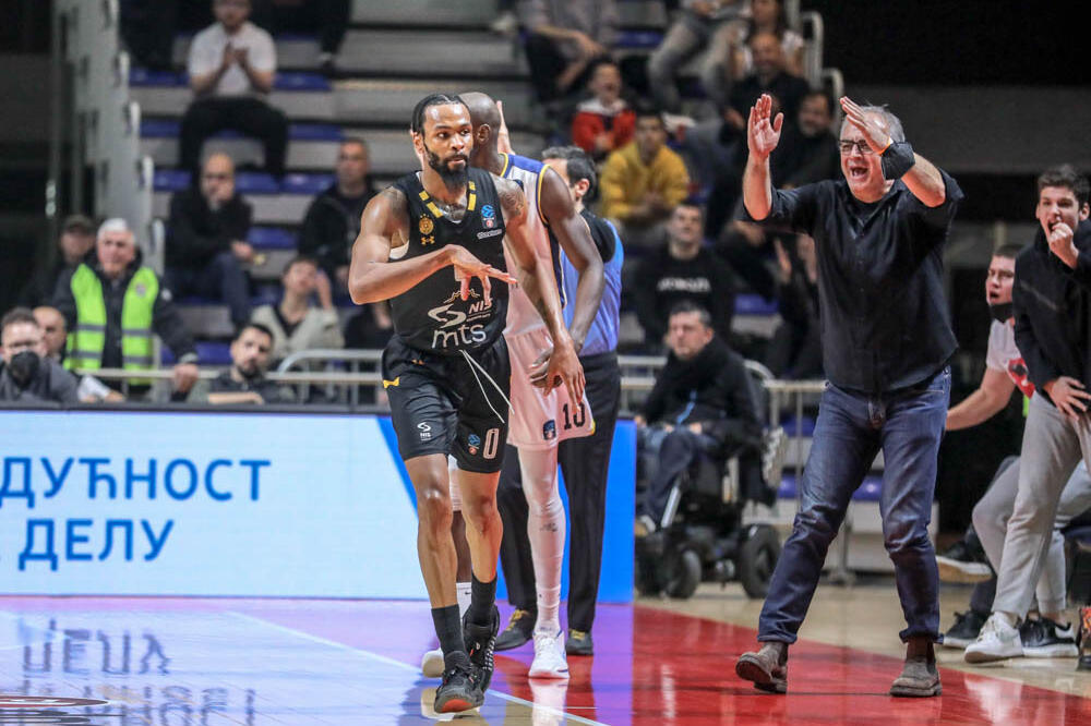 ODIGRALI SMO NA VISOKOM NIVOU OD PRVOG DO POSLEDNJEG MINUTA: Najefikasniji akter meča je bio jasan posle pobede!