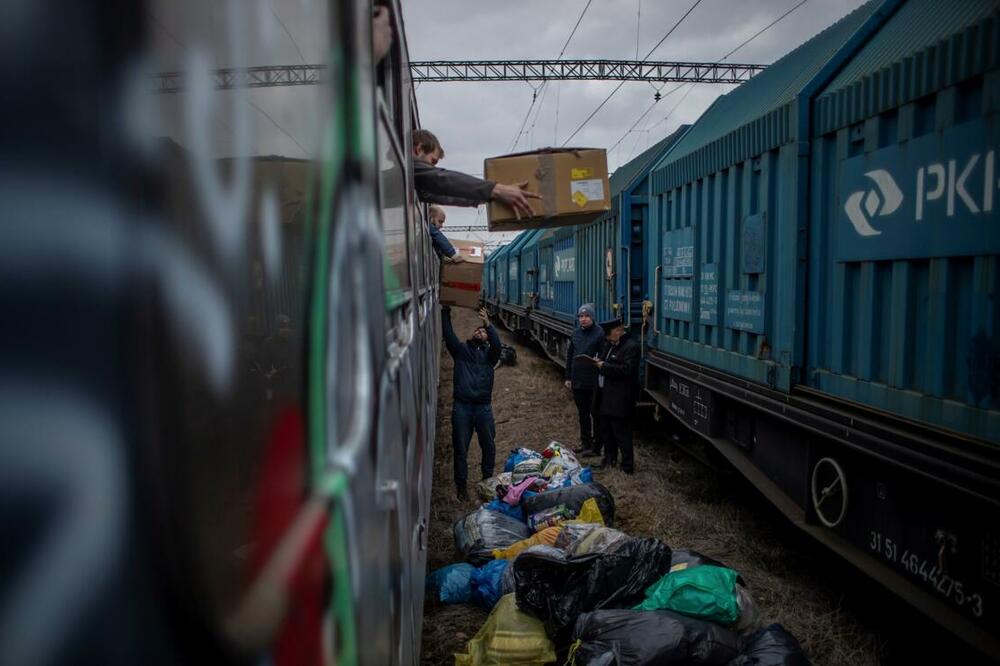 STALI VOZOVI U POLJSKOJ!