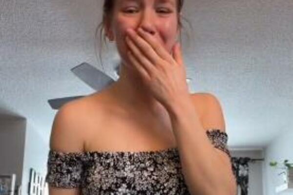 PRAVILE SU JOJ OGROMAN PROBLEM, PA JE REŠILA DA IH SMANJI: Hirurg je BRUTALNO PONIZIO jednom rečenicom (VIDEO)