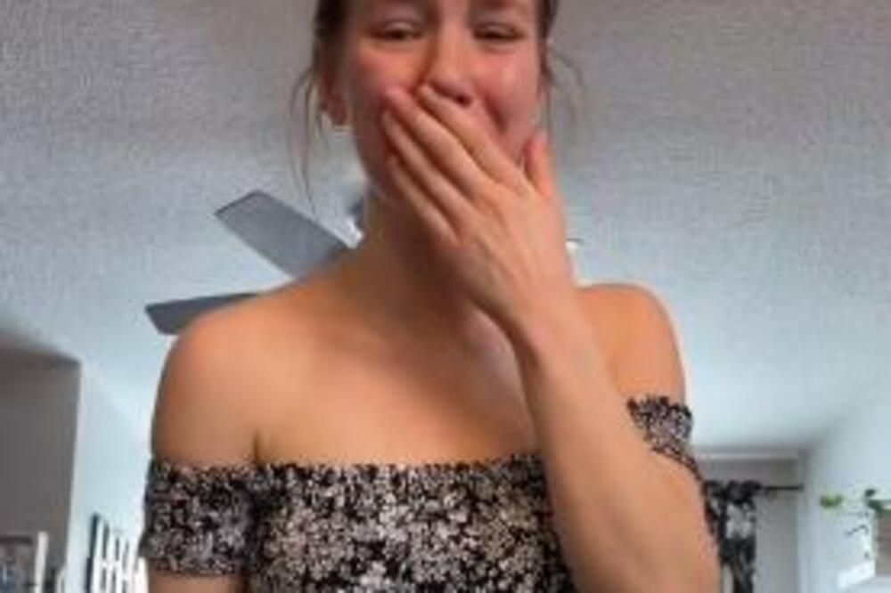 PRAVILE SU JOJ OGROMAN PROBLEM, PA JE REŠILA DA IH SMANJI: Hirurg je BRUTALNO PONIZIO jednom rečenicom (VIDEO)