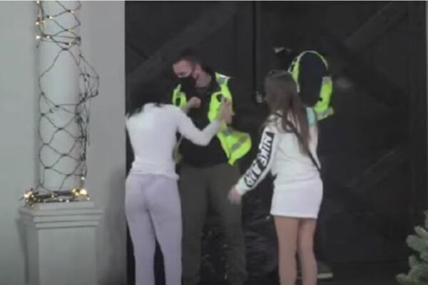 ZADRUGARKA KOJA JE DANAS U ŽIŽI JAVNOSTI ZBOG ŠOK SNIMKA GOLOTINJE IZVEDENA IZ ZADRUGE: Otkriveno ŠTA SE DESILO!