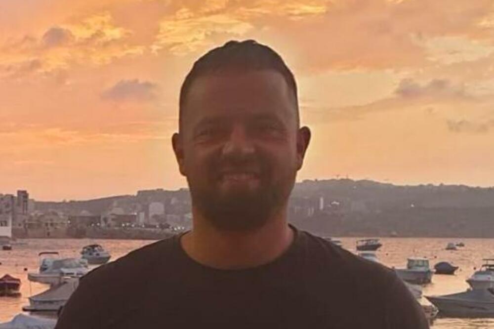 ČEKALI SINA DA IH POKUPI NA AERODROMU, A ONDA JE STIGAO POZIV: Kada je pomenuo UKRAJINU, pozlilo im je MOMENTALNO!