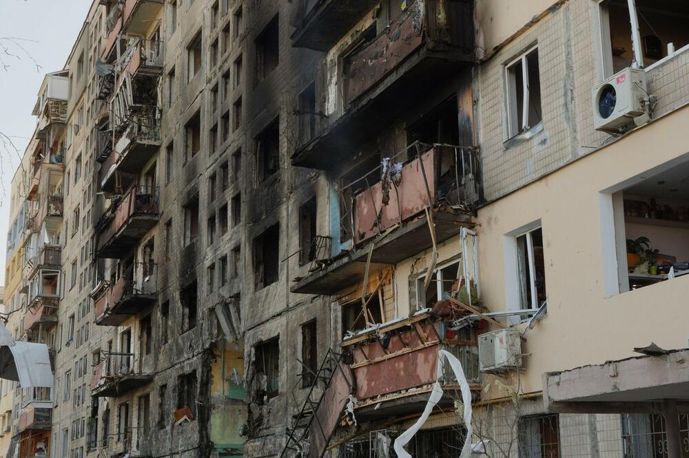 NAKON GRANATIRANJA DONJECKA, USLEDIO SUROVI ODGOVOR UKRAJINI: Eksplozija i oblak dima u Kijevu! (FOTO)