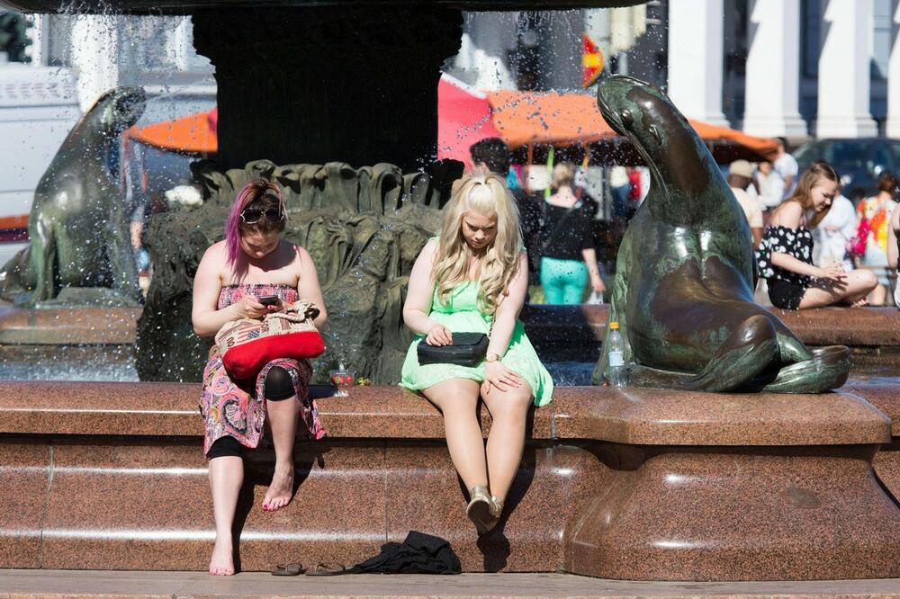 IZNENAĐUJUĆI OBRTI NA LISTI NAJSREĆNIJIH ZEMALJA SVETA: Srbija među državama koje beleže NAJVEĆI RAST, a Nemačka...