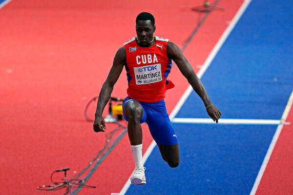 NAJBOLJI SKOK 2022. GODINE: Kubanac "leteo" do zlata u Areni!