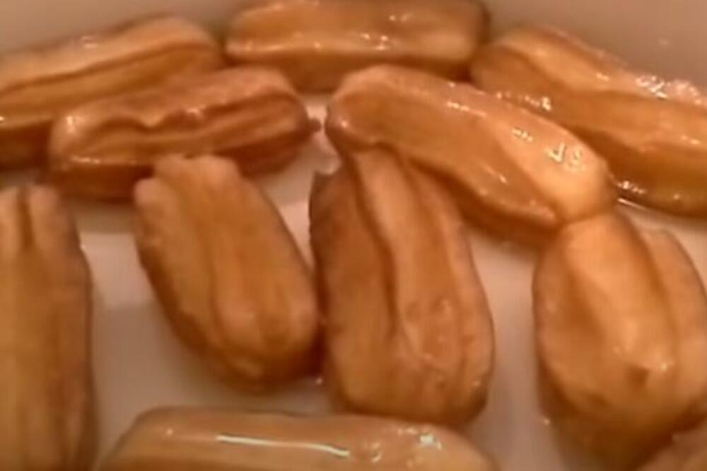 SOČNIJE TULUMBE NISTE OKUSILI, PROVERENO! Ovaj recept se prenosi sa kolena na koleno