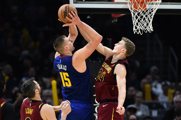 JOKIĆU SE SVIDELA ATMOSFERA NA TRIBINAMA: Volim kada imamo veliku podršku, uspeli smo nekako da dobijemo meč!