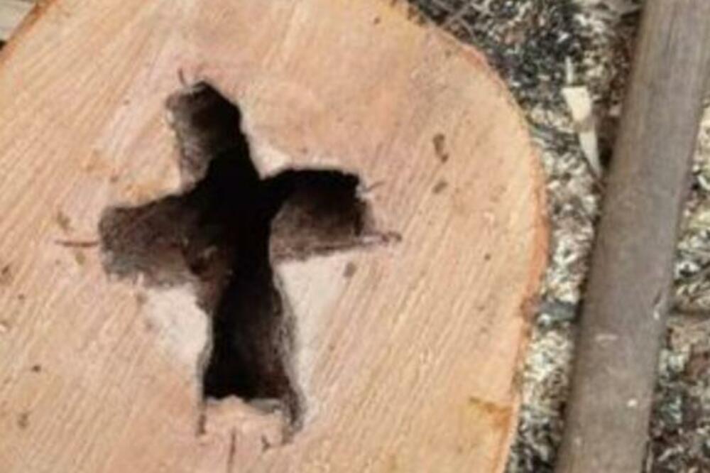 MLADEN TVRDI DA MU SE UKAZAO VELIKU CRNI KRST U DEBLU: Kaže i da nije PRVI PUT (FOTO)