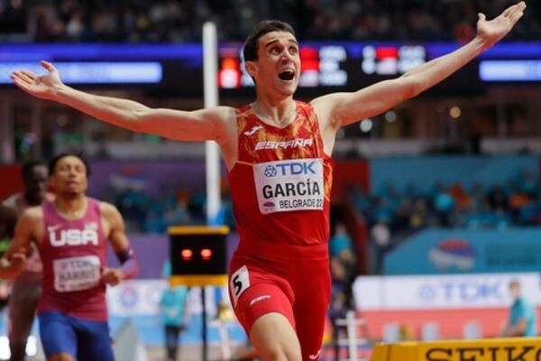 IZNENAĐENJE U ARENI: Favorit se preforsirao i ostao bez medalje na 800 m, ZLATO ZA ŠPANCA!