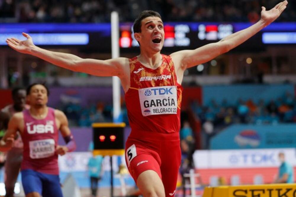 IZNENAĐENJE U ARENI: Favorit se preforsirao i ostao bez medalje na 800 m, ZLATO ZA ŠPANCA!