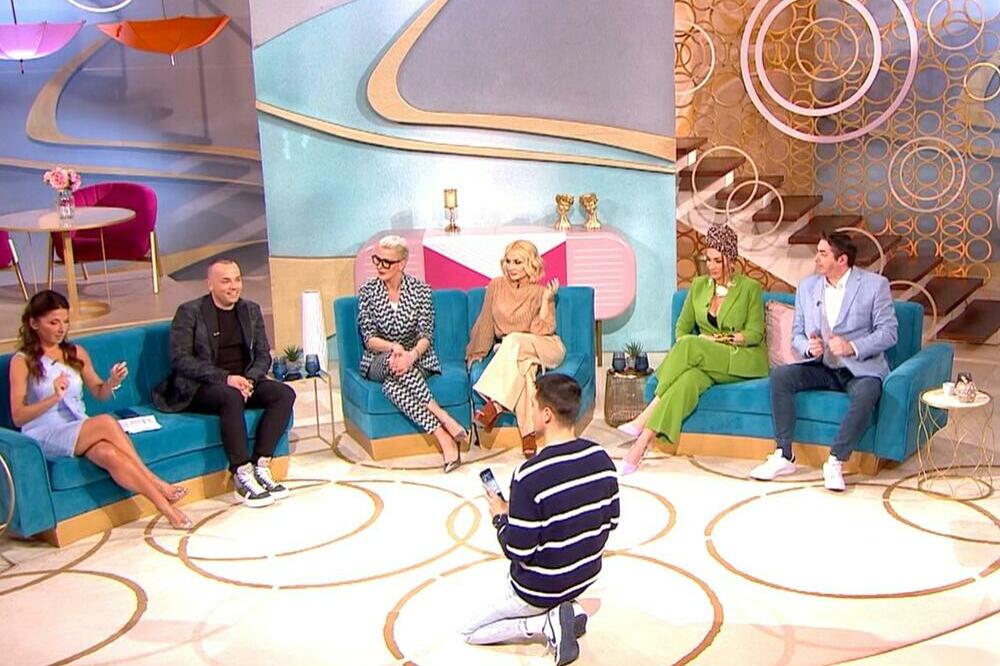 MUŽ NAŠE POZNATE DAME VOLI I MUŠKARCE: Šok AFERA otkrivena u EMISIJI, nastao MUK!