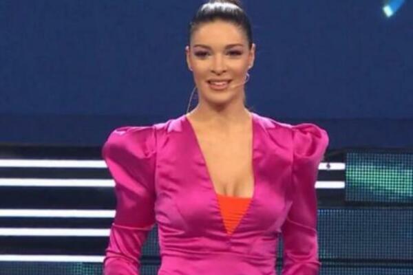 JEL OVO MONIKA BELUČI ILI SANJA KUŽET? Ljudi u NEVERICI gledaju voditeljku, VRELO IZDANJE poremetilo javnost